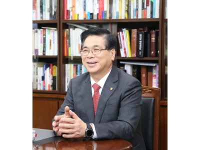 [이영훈 목사 성탄 송년 메시지] 서로 격려하고 존중하며 한마음으로 이 위기를 이겨냅시다