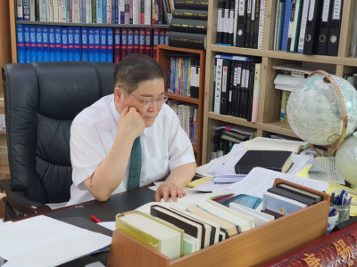 소강석 목사의 영혼 아포리즘 “솔리 데오 글로리아(Soli Deo Gloria)”